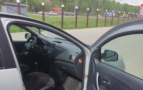 Renault Sandero II рестайлинг, 2015 год, 675 000 рублей, 9 фотография