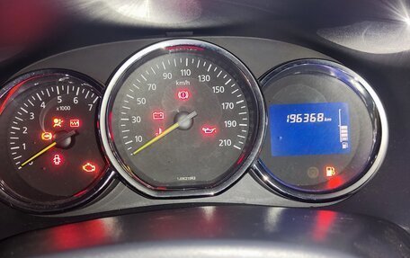 Renault Sandero II рестайлинг, 2015 год, 675 000 рублей, 12 фотография