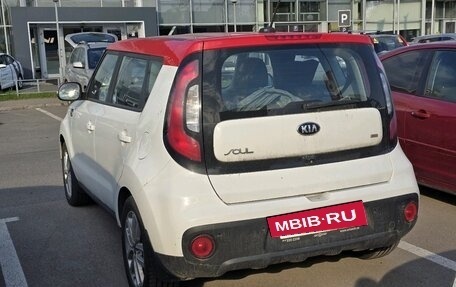 KIA Soul II рестайлинг, 2018 год, 1 599 000 рублей, 3 фотография