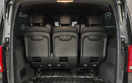 Mercedes-Benz V-Класс, 2019 год, 6 750 000 рублей, 10 фотография