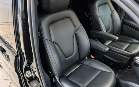 Mercedes-Benz V-Класс, 2019 год, 6 750 000 рублей, 22 фотография