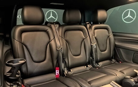 Mercedes-Benz V-Класс, 2019 год, 6 750 000 рублей, 26 фотография
