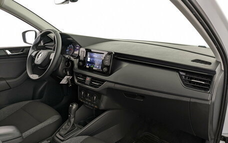 Skoda Rapid II, 2021 год, 1 200 000 рублей, 11 фотография