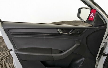 Skoda Rapid II, 2021 год, 1 200 000 рублей, 19 фотография