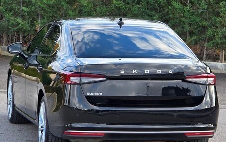 Skoda Superb III рестайлинг, 2023 год, 2 255 000 рублей, 5 фотография