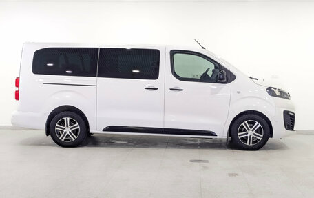 Opel Zafira Life I, 2020 год, 3 770 000 рублей, 4 фотография