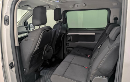 Opel Zafira Life I, 2020 год, 3 770 000 рублей, 18 фотография