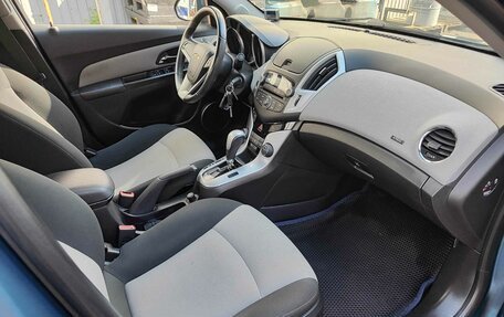 Chevrolet Cruze II, 2013 год, 775 000 рублей, 9 фотография