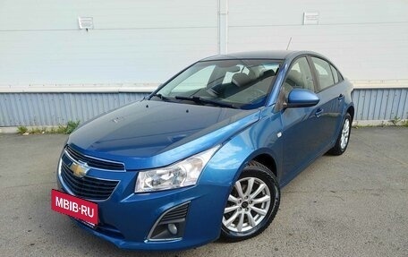 Chevrolet Cruze II, 2013 год, 775 000 рублей, 2 фотография