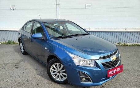 Chevrolet Cruze II, 2013 год, 775 000 рублей, 3 фотография