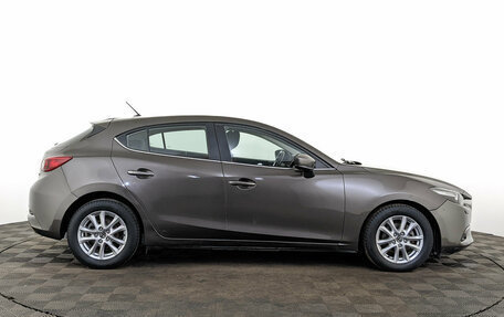 Mazda 3, 2017 год, 1 800 000 рублей, 4 фотография