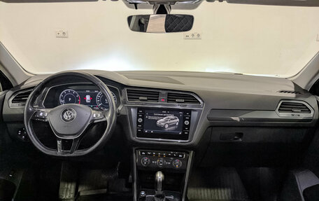 Volkswagen Tiguan II, 2017 год, 1 799 000 рублей, 14 фотография