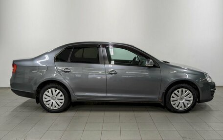 Volkswagen Jetta VI, 2010 год, 790 000 рублей, 4 фотография