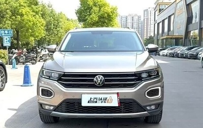 Volkswagen T-Roc I, 2023 год, 1 950 005 рублей, 1 фотография