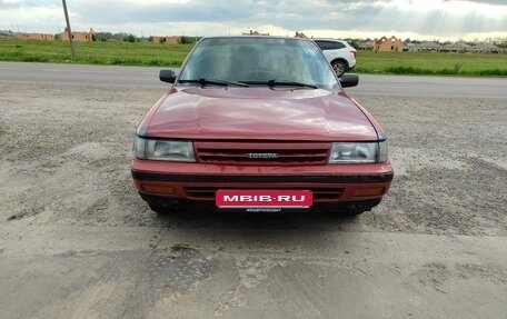 Toyota Carina, 1990 год, 90 000 рублей, 1 фотография