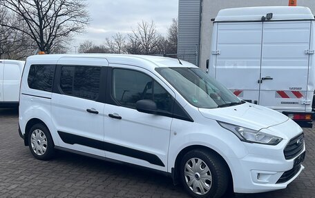 Ford Transit Connect, 2022 год, 2 650 000 рублей, 5 фотография