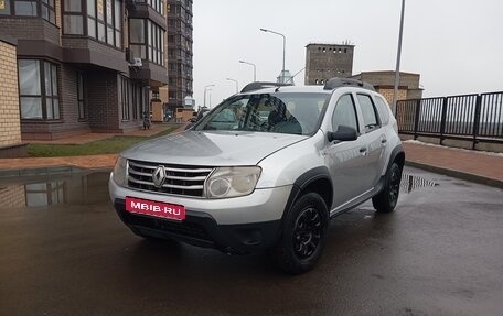 Renault Duster I рестайлинг, 2014 год, 699 000 рублей, 1 фотография