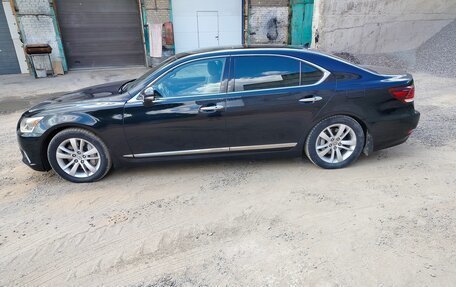 Lexus LS IV, 2013 год, 1 700 000 рублей, 10 фотография