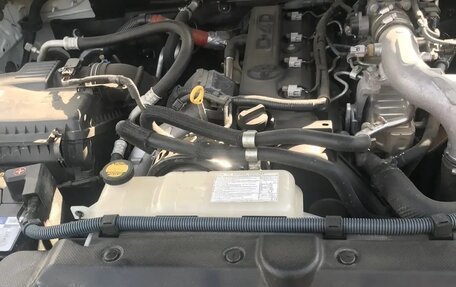 Toyota Land Cruiser Prado 150 рестайлинг 2, 2013 год, 2 750 000 рублей, 8 фотография
