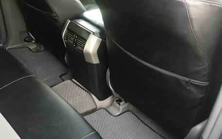Toyota Land Cruiser Prado 150 рестайлинг 2, 2013 год, 2 750 000 рублей, 7 фотография