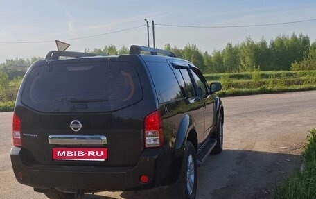 Nissan Pathfinder, 2005 год, 750 000 рублей, 4 фотография