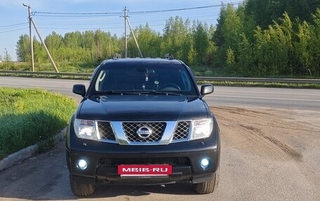 Nissan Pathfinder, 2005 год, 750 000 рублей, 2 фотография