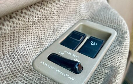 Mazda MPV I, 1989 год, 380 000 рублей, 17 фотография