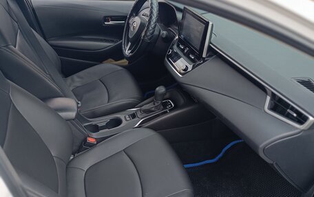 Toyota Corolla, 2021 год, 1 800 000 рублей, 6 фотография