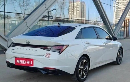 Hyundai Elantra, 2022 год, 1 340 000 рублей, 4 фотография
