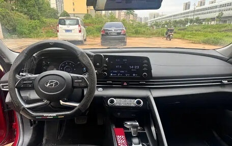 Hyundai Elantra, 2021 год, 1 150 000 рублей, 6 фотография