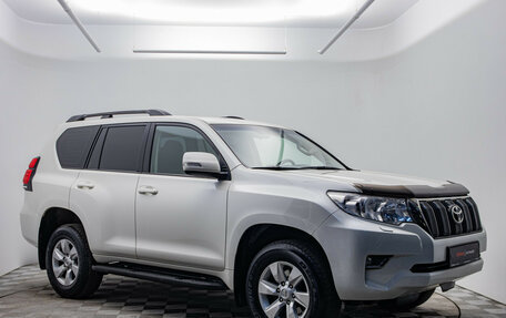 Toyota Land Cruiser Prado 150 рестайлинг 2, 2018 год, 4 789 000 рублей, 7 фотография