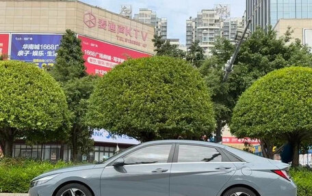 Hyundai Elantra, 2022 год, 1 305 000 рублей, 4 фотография