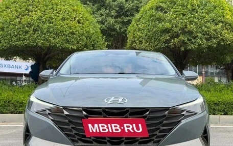 Hyundai Elantra, 2022 год, 1 305 000 рублей, 2 фотография
