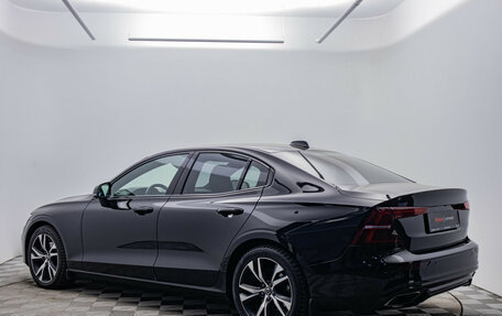 Volvo S60 III, 2019 год, 3 520 000 рублей, 3 фотография