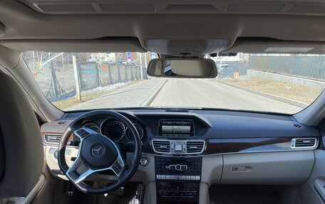 Mercedes-Benz E-Класс, 2013 год, 2 800 000 рублей, 8 фотография
