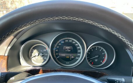 Mercedes-Benz E-Класс, 2013 год, 2 800 000 рублей, 9 фотография