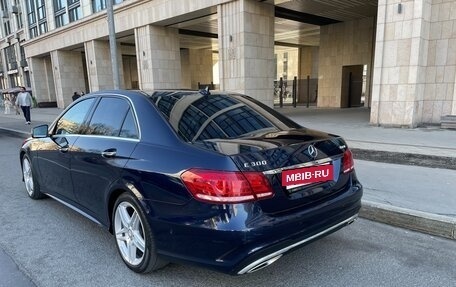 Mercedes-Benz E-Класс, 2013 год, 2 800 000 рублей, 22 фотография