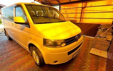 Volkswagen Caravelle T5, 2012 год, 2 050 000 рублей, 9 фотография