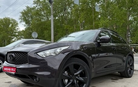 Infiniti QX70, 2014 год, 2 700 000 рублей, 1 фотография