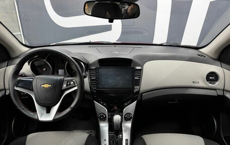 Chevrolet Cruze II, 2011 год, 829 900 рублей, 16 фотография