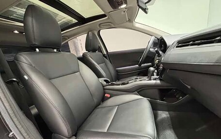 Honda Vezel, 2022 год, 1 420 000 рублей, 10 фотография