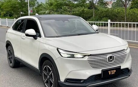 Honda Vezel, 2023 год, 1 420 000 рублей, 3 фотография