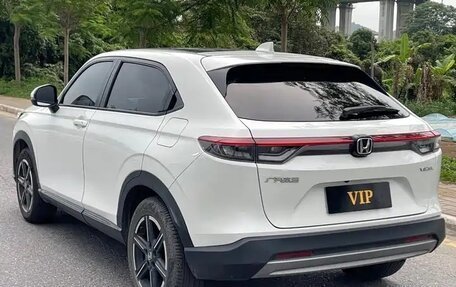 Honda Vezel, 2023 год, 1 420 000 рублей, 6 фотография