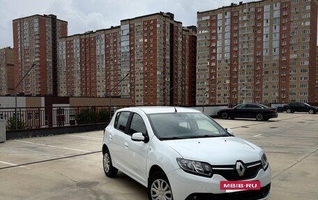 Renault Sandero II рестайлинг, 2015 год, 820 000 рублей, 2 фотография