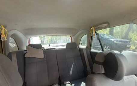 Mazda Familia, 2002 год, 215 000 рублей, 10 фотография