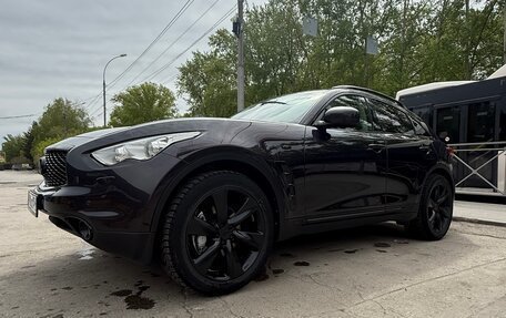 Infiniti QX70, 2014 год, 2 700 000 рублей, 3 фотография