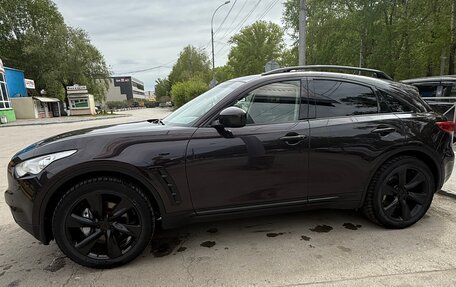 Infiniti QX70, 2014 год, 2 700 000 рублей, 4 фотография
