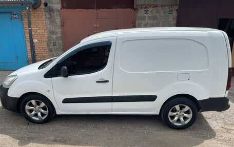 Peugeot Partner II рестайлинг 2, 2016 год, 980 000 рублей, 4 фотография
