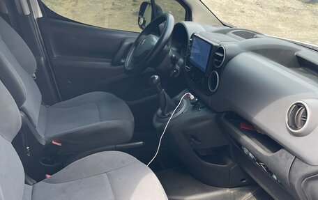 Peugeot Partner II рестайлинг 2, 2016 год, 980 000 рублей, 8 фотография