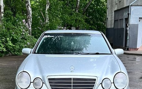 Mercedes-Benz E-Класс, 2000 год, 650 000 рублей, 4 фотография